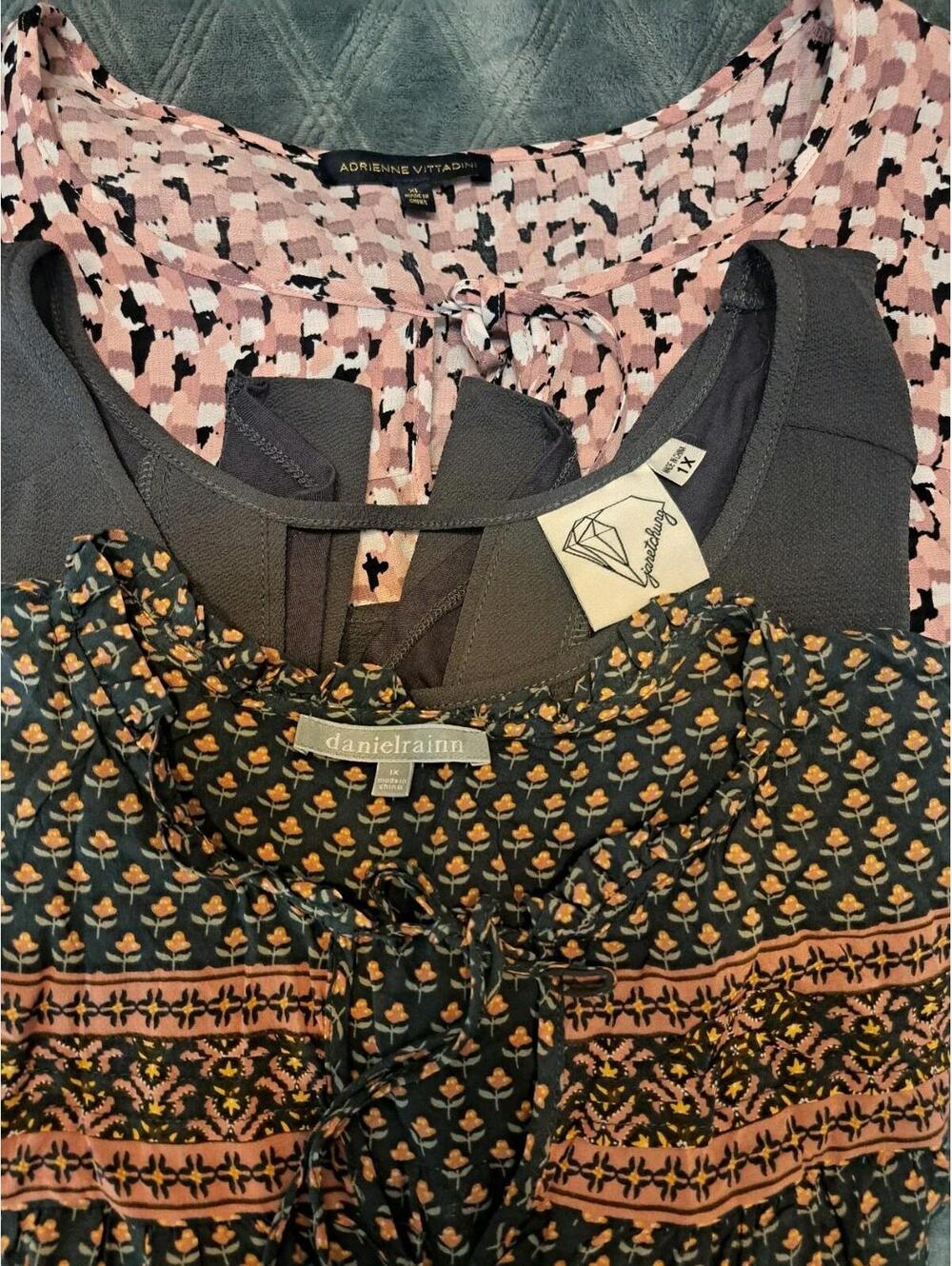 3 Lots Of Women's Top Daniel Rainn, Jaretchung, Adrienne Vittadini Blouse Sz. LX